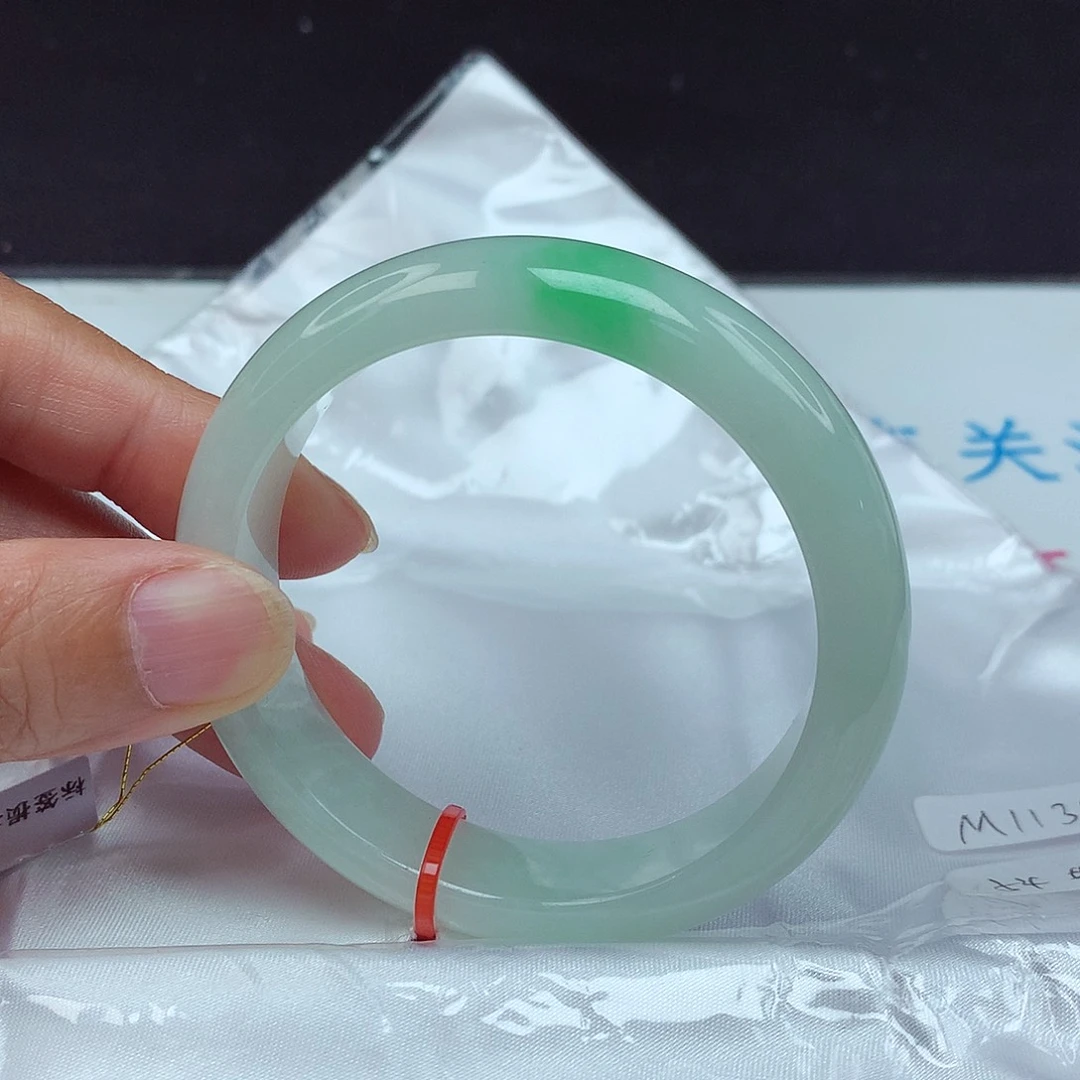 翡翠未镶嵌手镯54圈3931