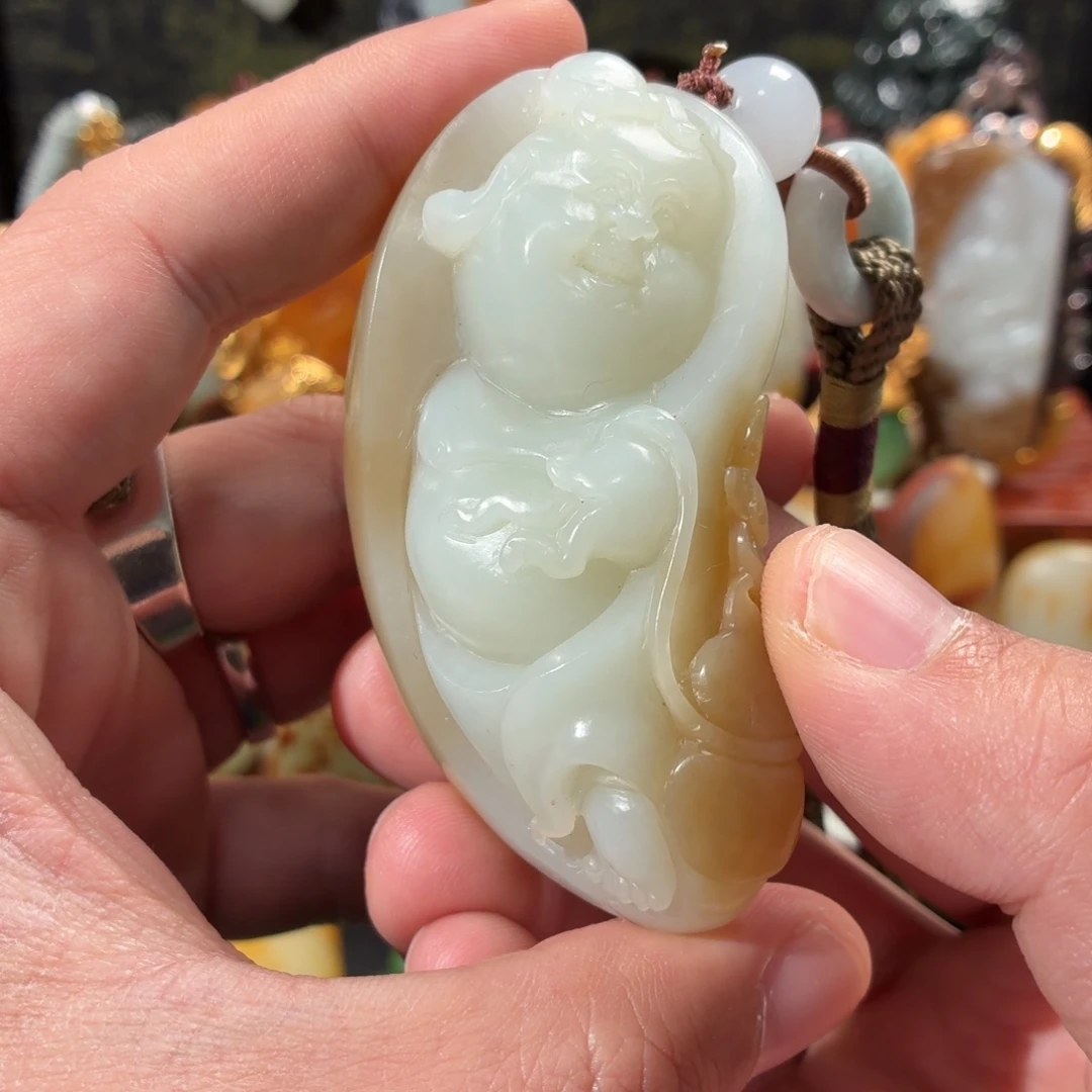 和田玉未镶嵌挂件128g