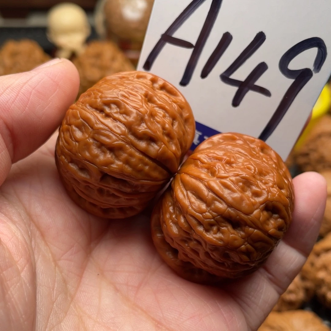 桃核把件铁锤妹妹37