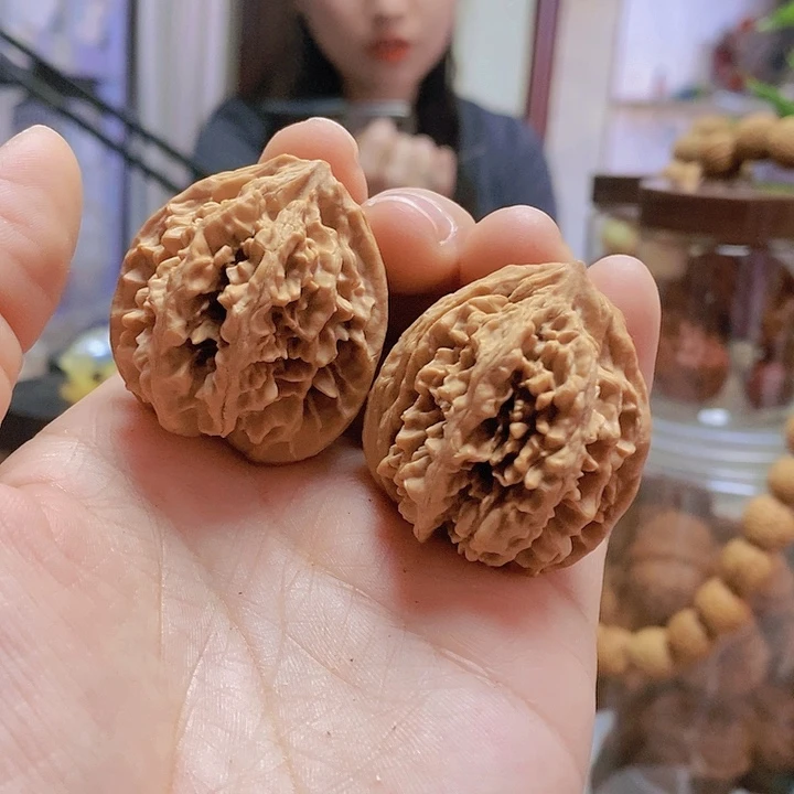 【闪购商品】文玩核桃把件35状元冠