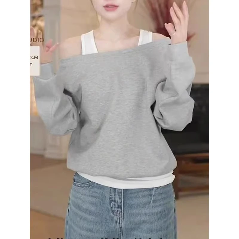 春季2025新款减龄休闲简约一字领露肩假两件套头卫衣女装上衣韩版