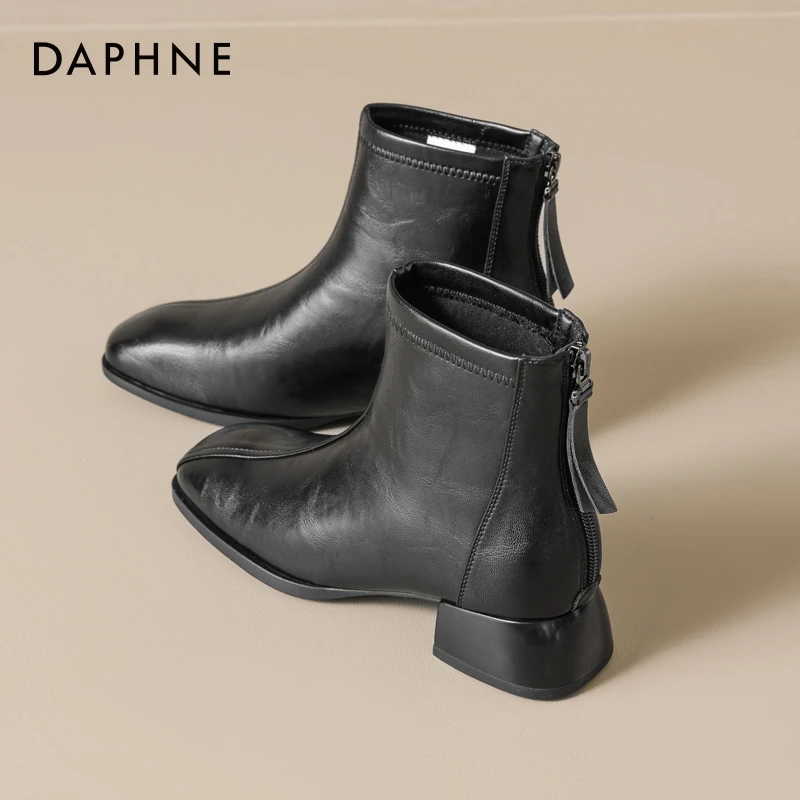 达芙妮新款方头黑色百搭马丁靴女2025秋季法式气质高跟切尔西短靴