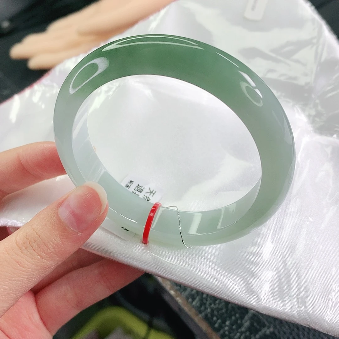未镶嵌手镯翡翠55圈