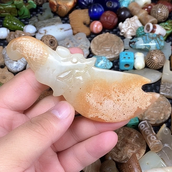 和田玉未镶嵌颈饰75