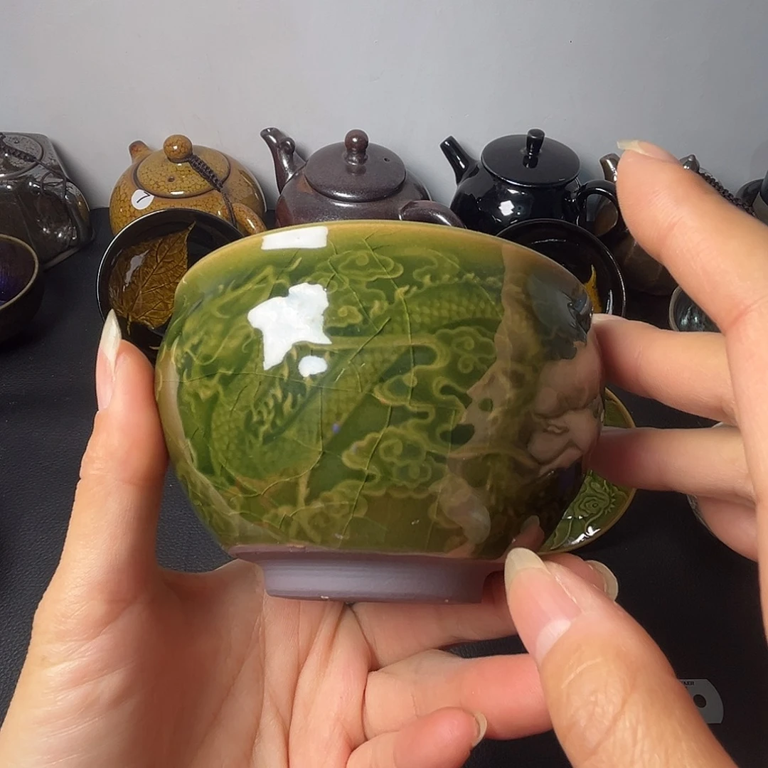 茶盏让他把这事说给别人就能知道