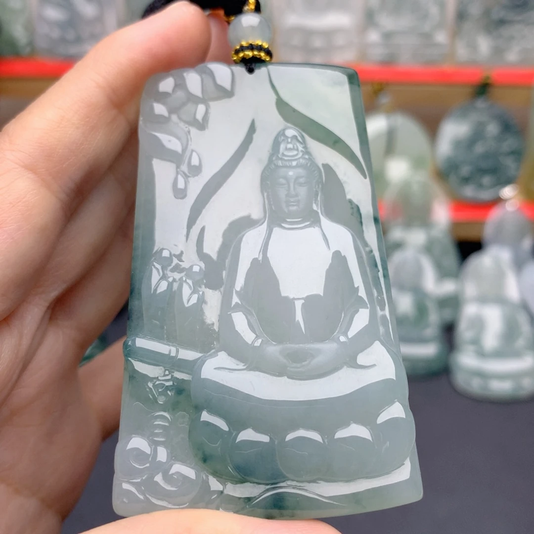 翡翠未镶嵌颈饰素衣