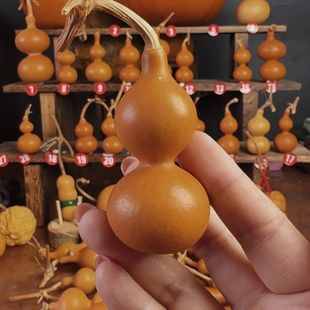 闫*奎精美天然葫芦葫芦
