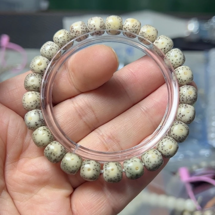 星月菩提手串大眼睛9×8左右单圈0835号