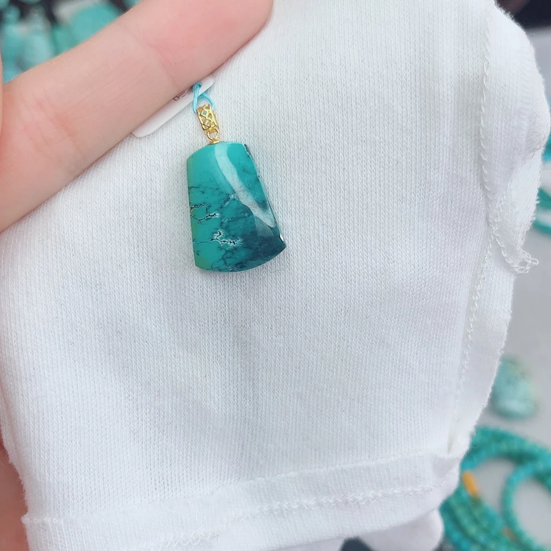 绿松石18K金镶嵌绿松石