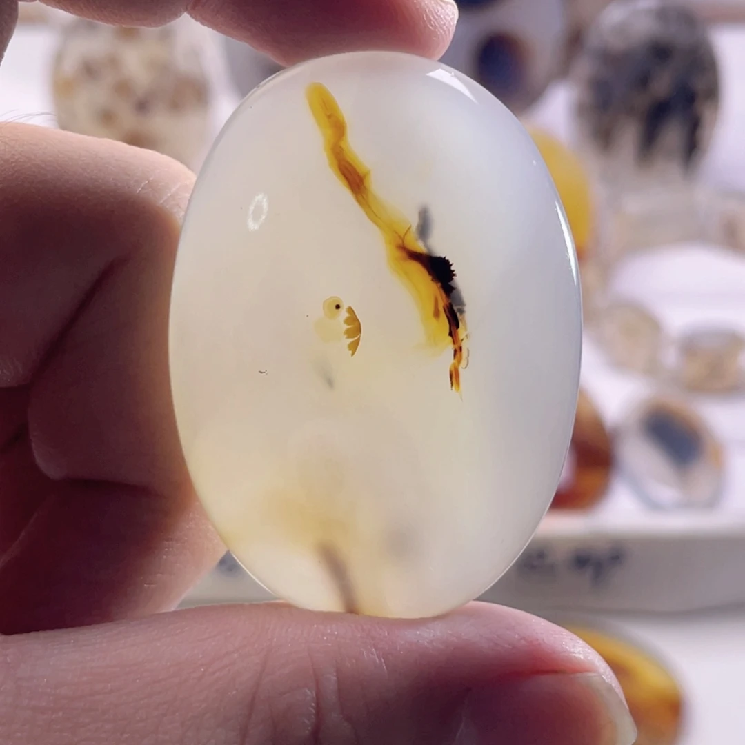 玛瑙/玉髓未镶嵌珠宝奇石