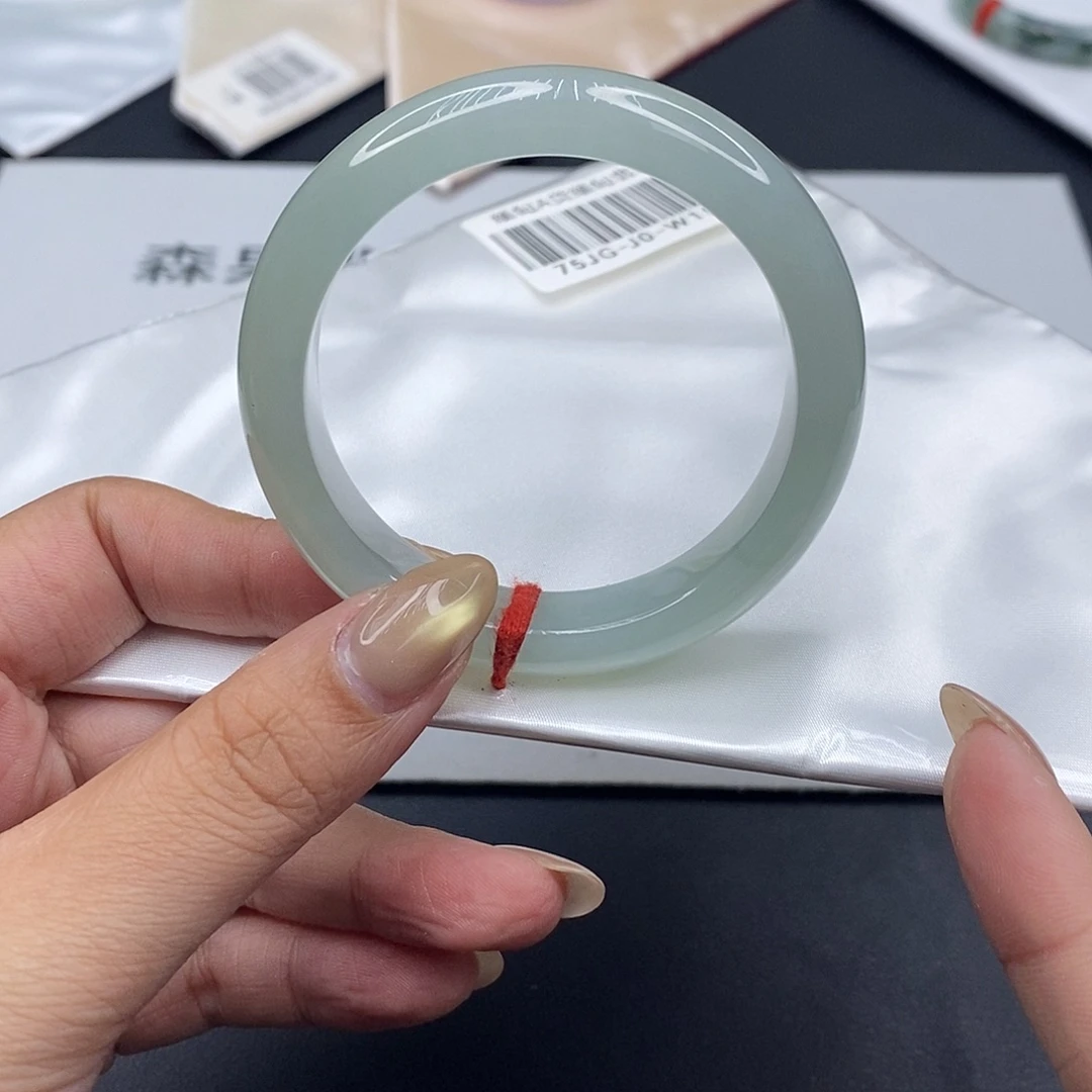 翡翠未镶嵌手镯百元手镯默认瑕疵