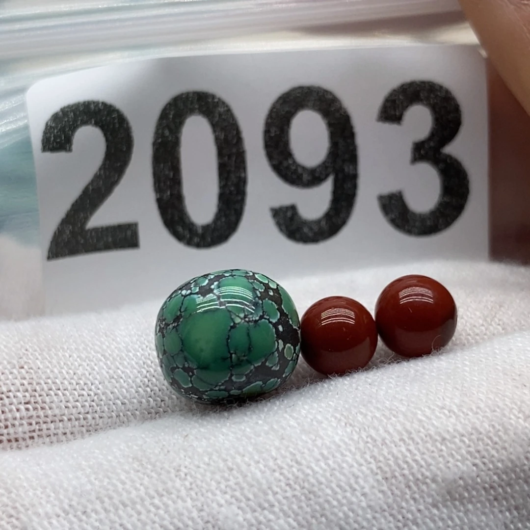 南红玛瑙颈饰未镶嵌