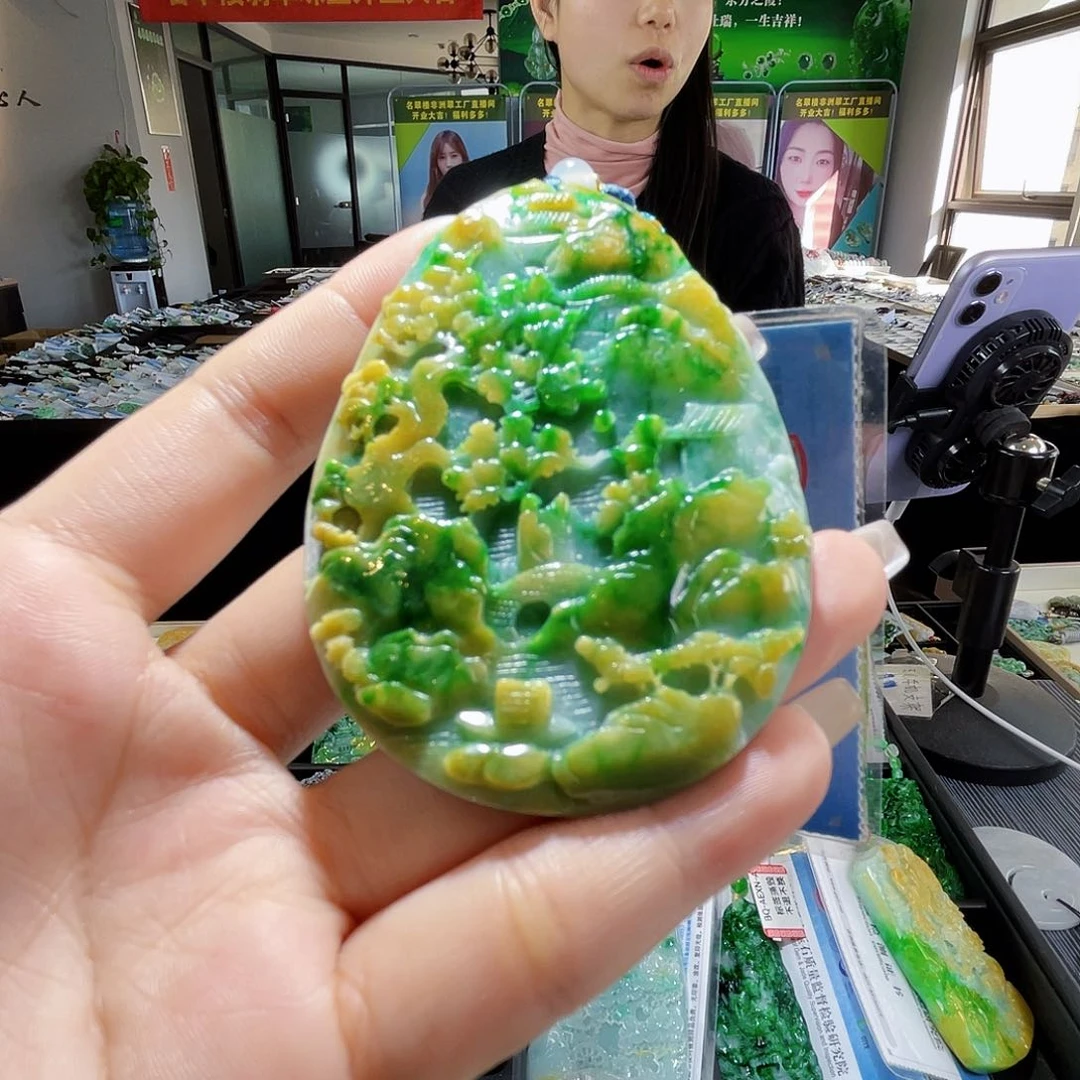 颈饰未镶嵌翡翠一