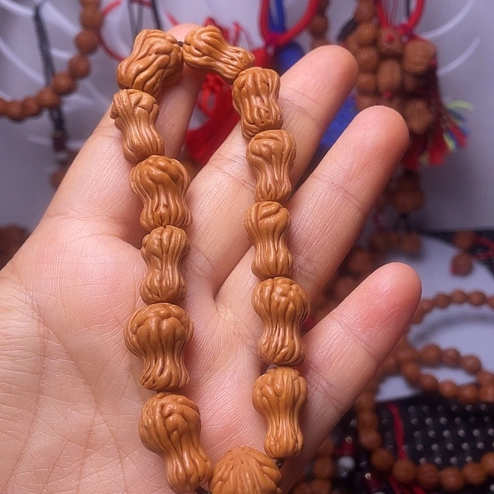 吊坠桃核龙纹桃枭