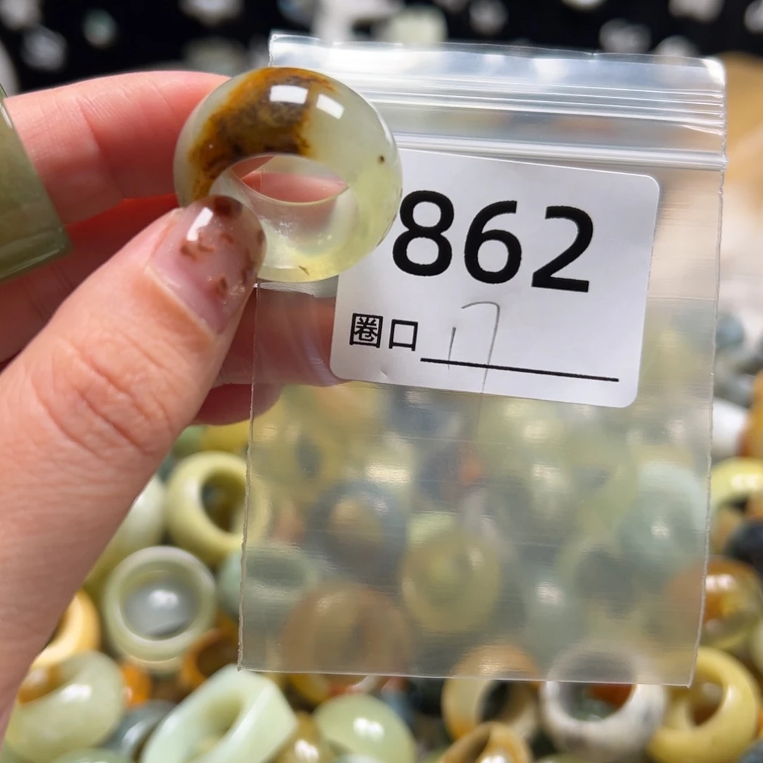 五***_蛇纹石玉未镶嵌戒指