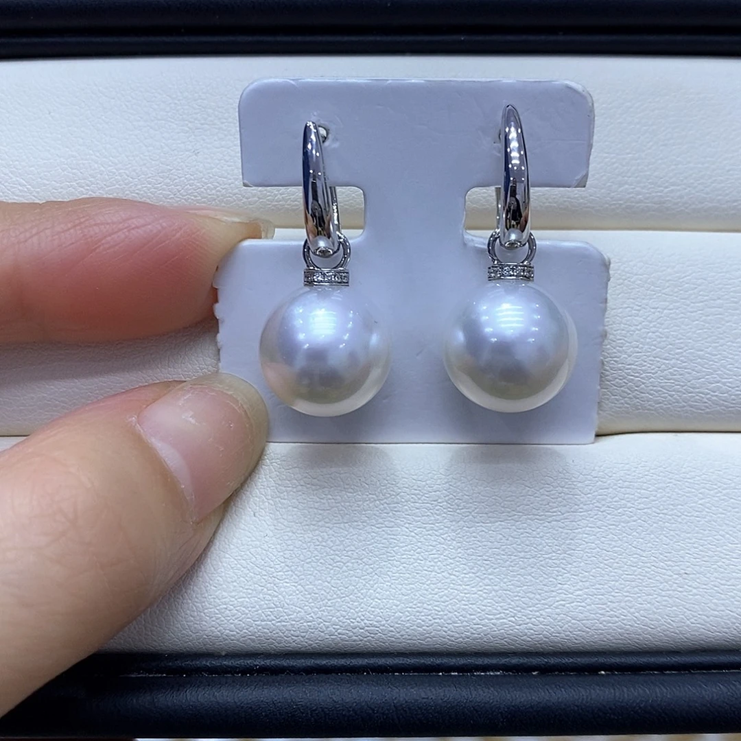 18K金镶嵌海水珍珠耳饰12到13点位澳白