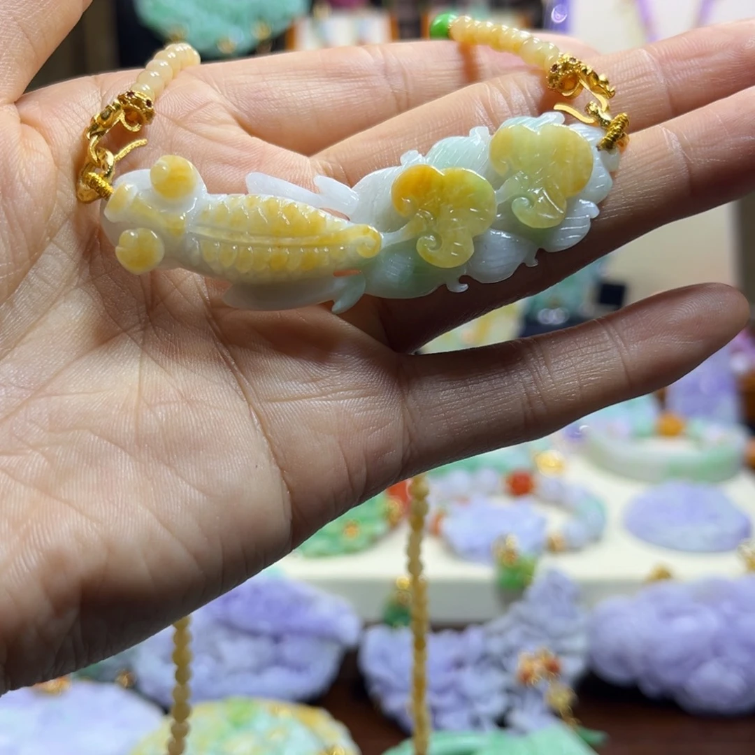 翡翠未镶嵌颈饰天然翡翠