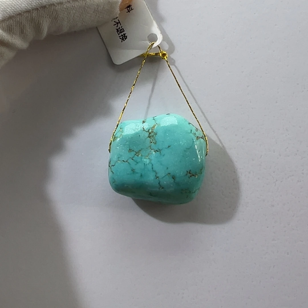 绿松石未镶嵌挂件