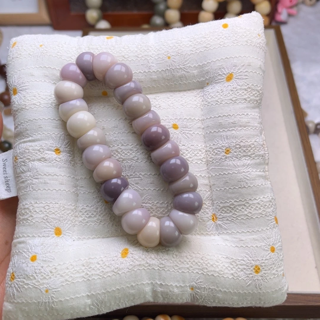 喵***～菩提根/象牙果吊坠568微瑕卡16蒜瓣大肠