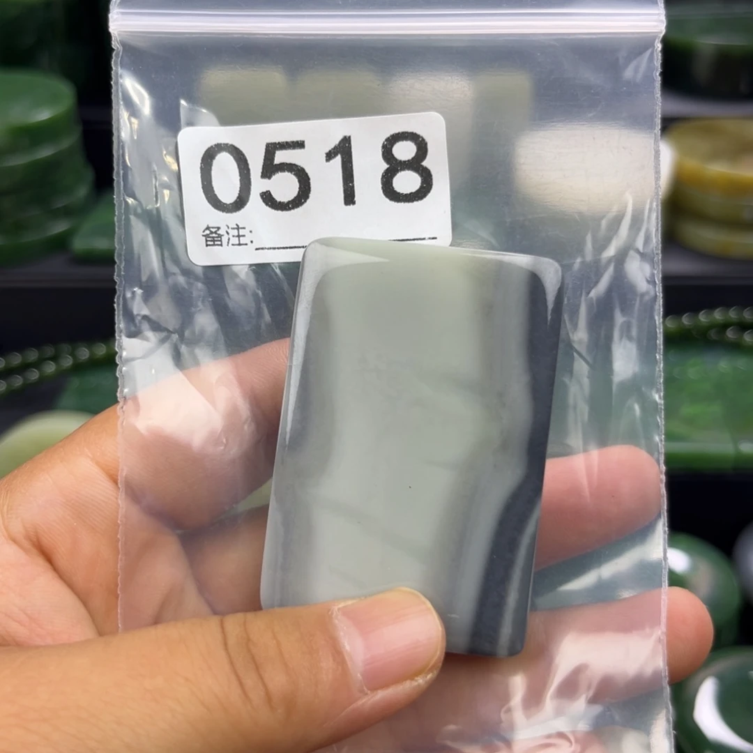 愉***悦未镶嵌和田玉珠宝半成品