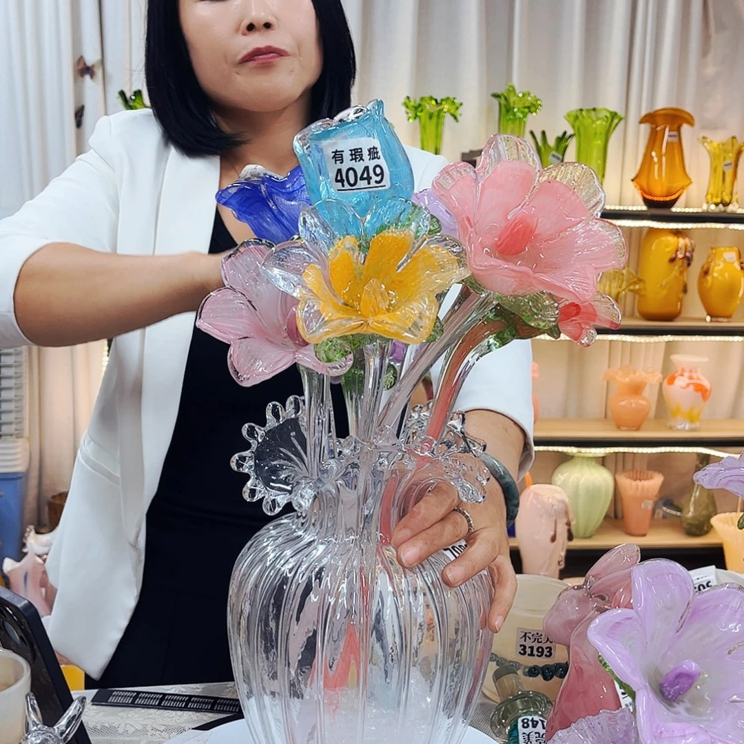 7朵百合全品家悦美居琉璃摆件
