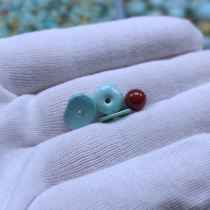 未镶嵌南红玛瑙珠宝奇石