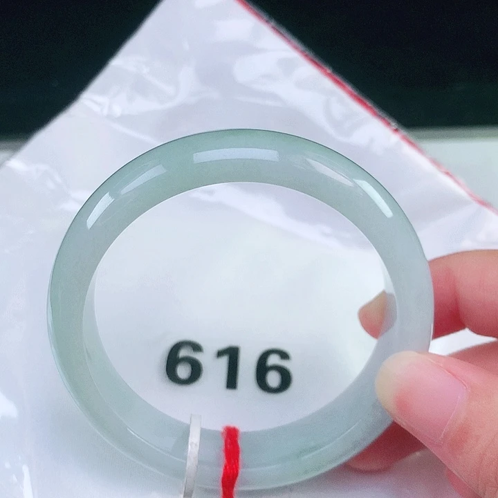 翡翠未镶嵌手镯翡翠