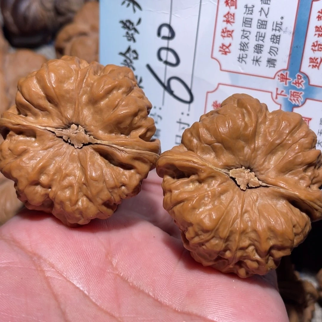 文玩核桃把件装*么文玩