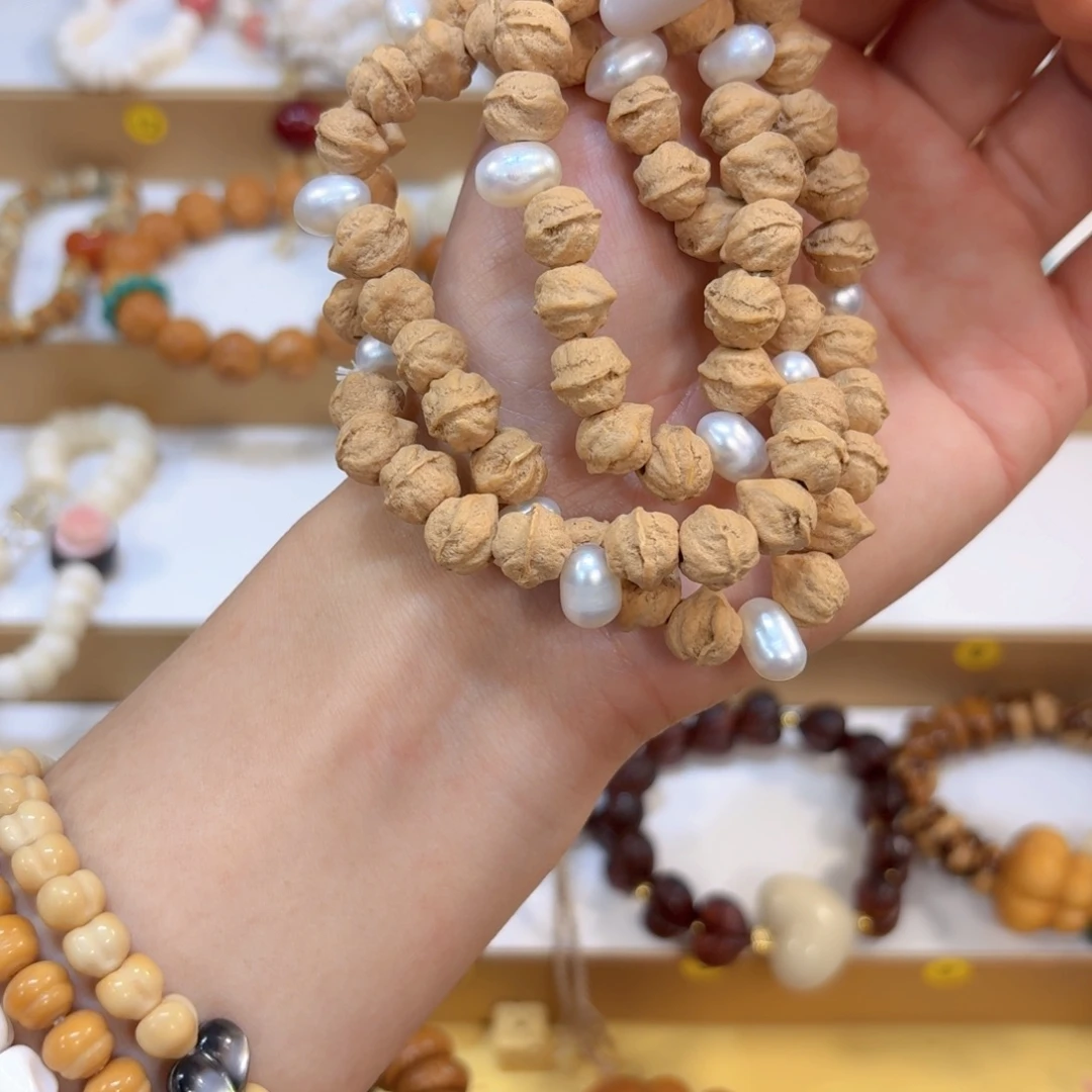 吊坠星月菩提百香籽