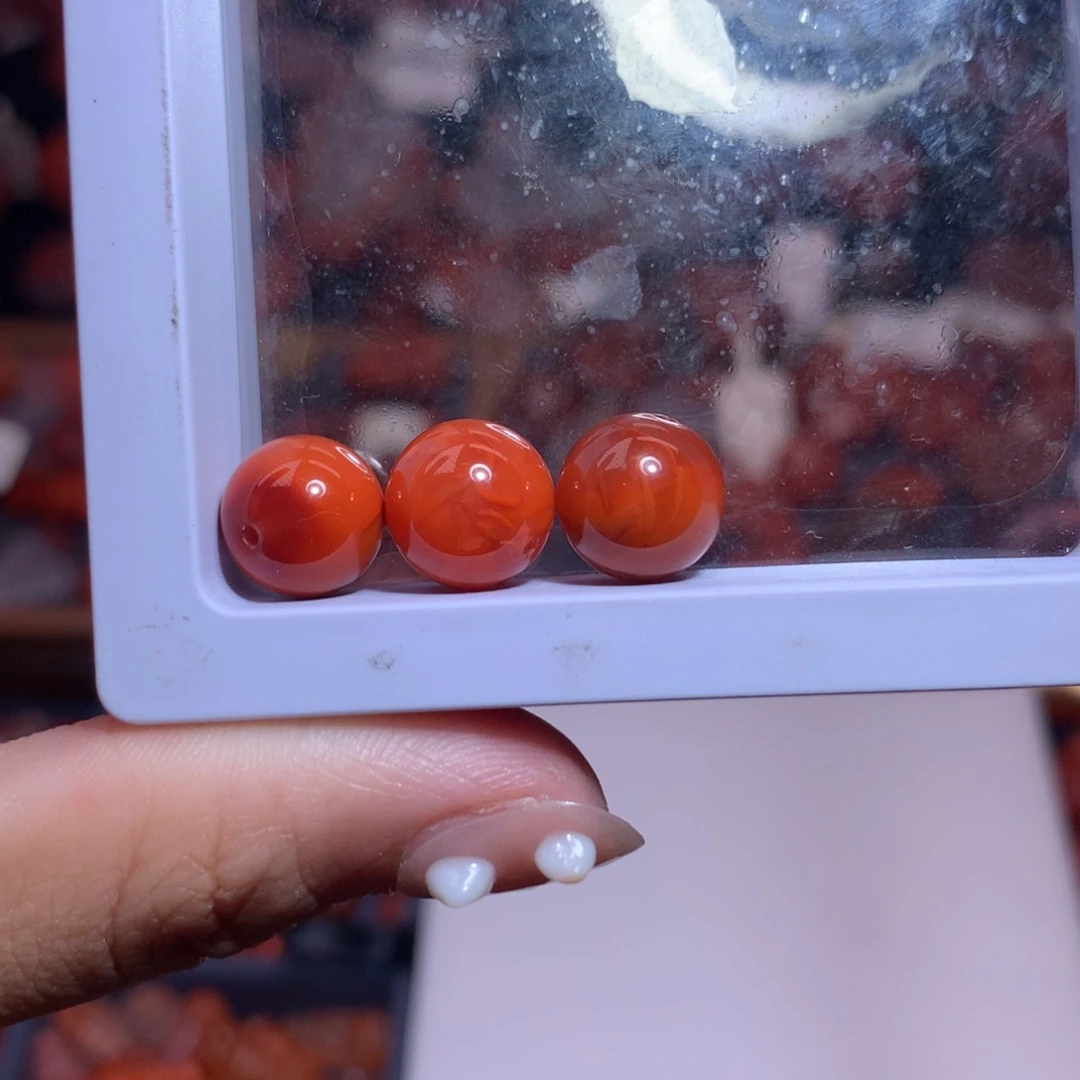 幸***y南红玛瑙未镶嵌珠宝半成品单珠