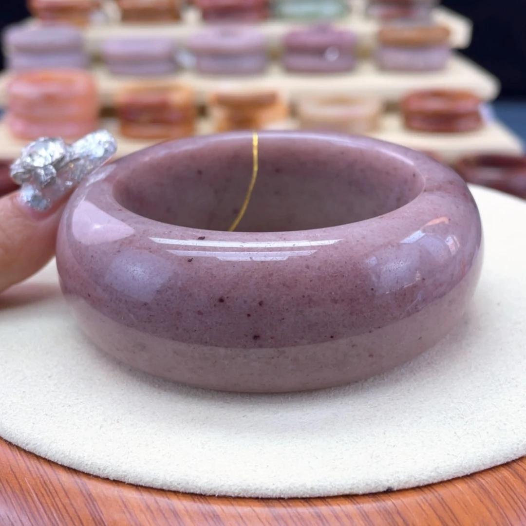 【闪购商品】石英质玉手镯未镶嵌绝**度