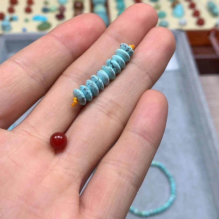 南红玛瑙配饰未镶嵌