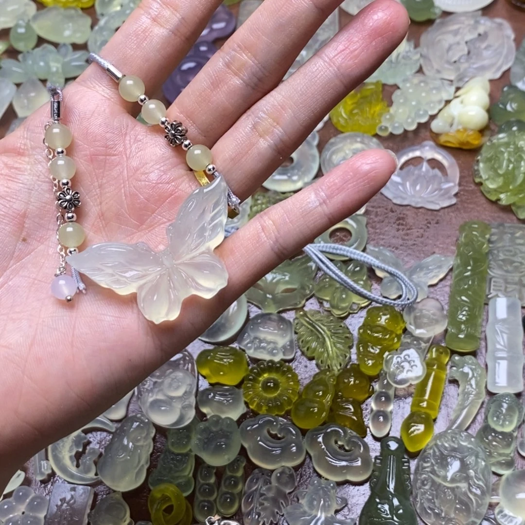 蛇纹石玉合金项链