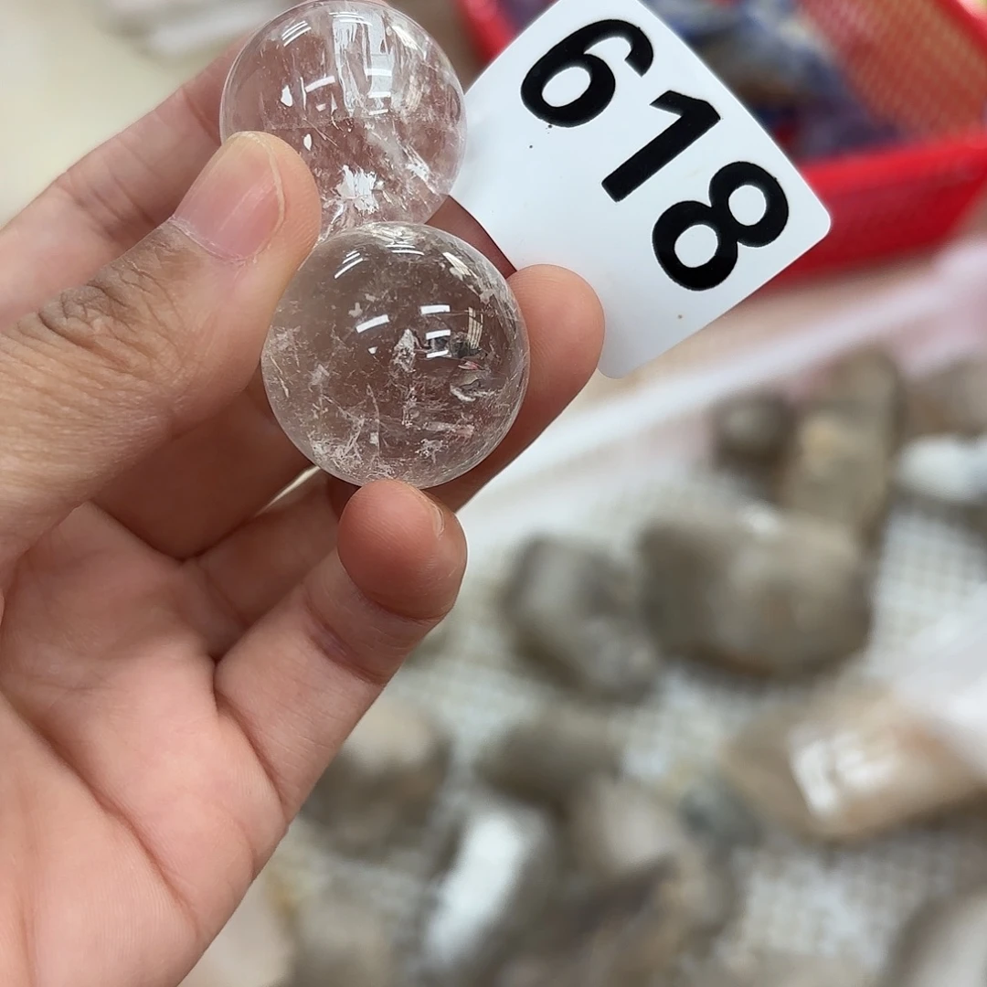 伽***樾未镶嵌大型摆件（非配饰）水晶