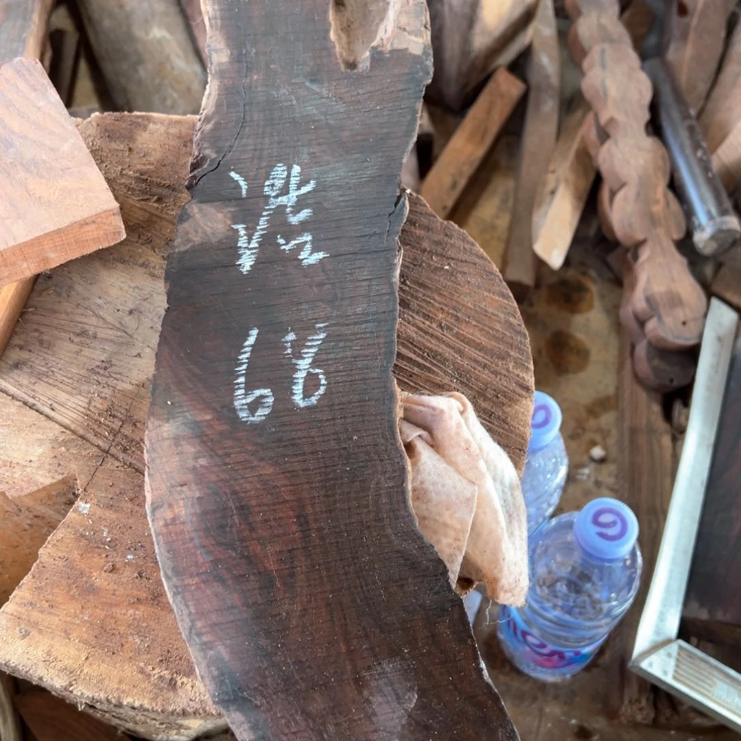 交趾黄檀（大红酸枝）浩**琪