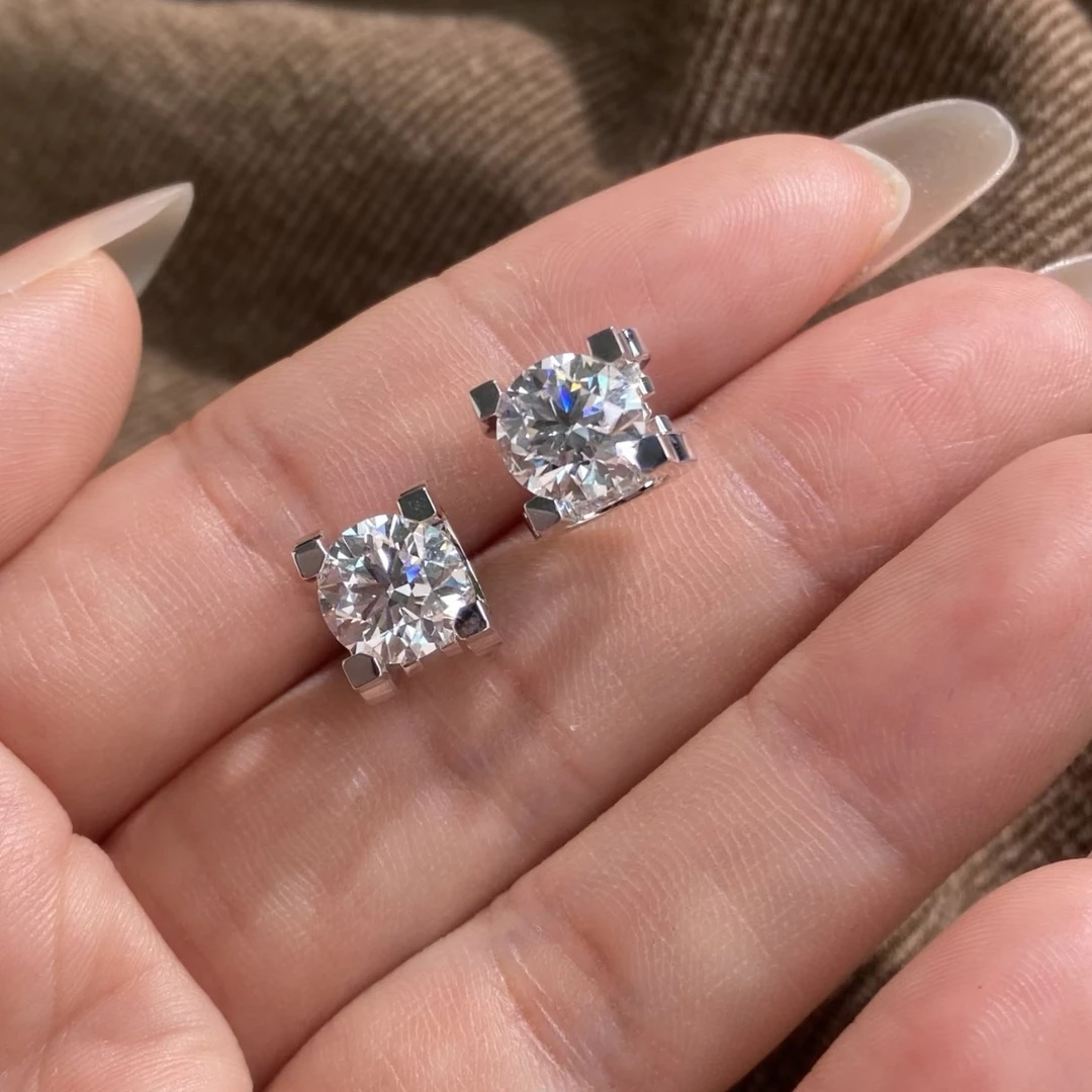 经典卡家1ct牛头耳钉