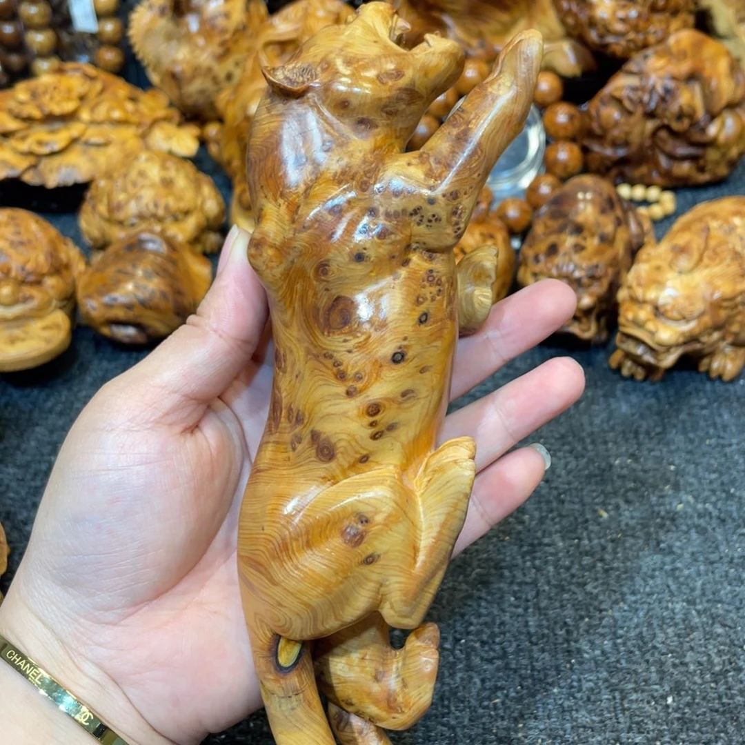 柏木（崖柏）太行精品陈化黑金留豹子摆件