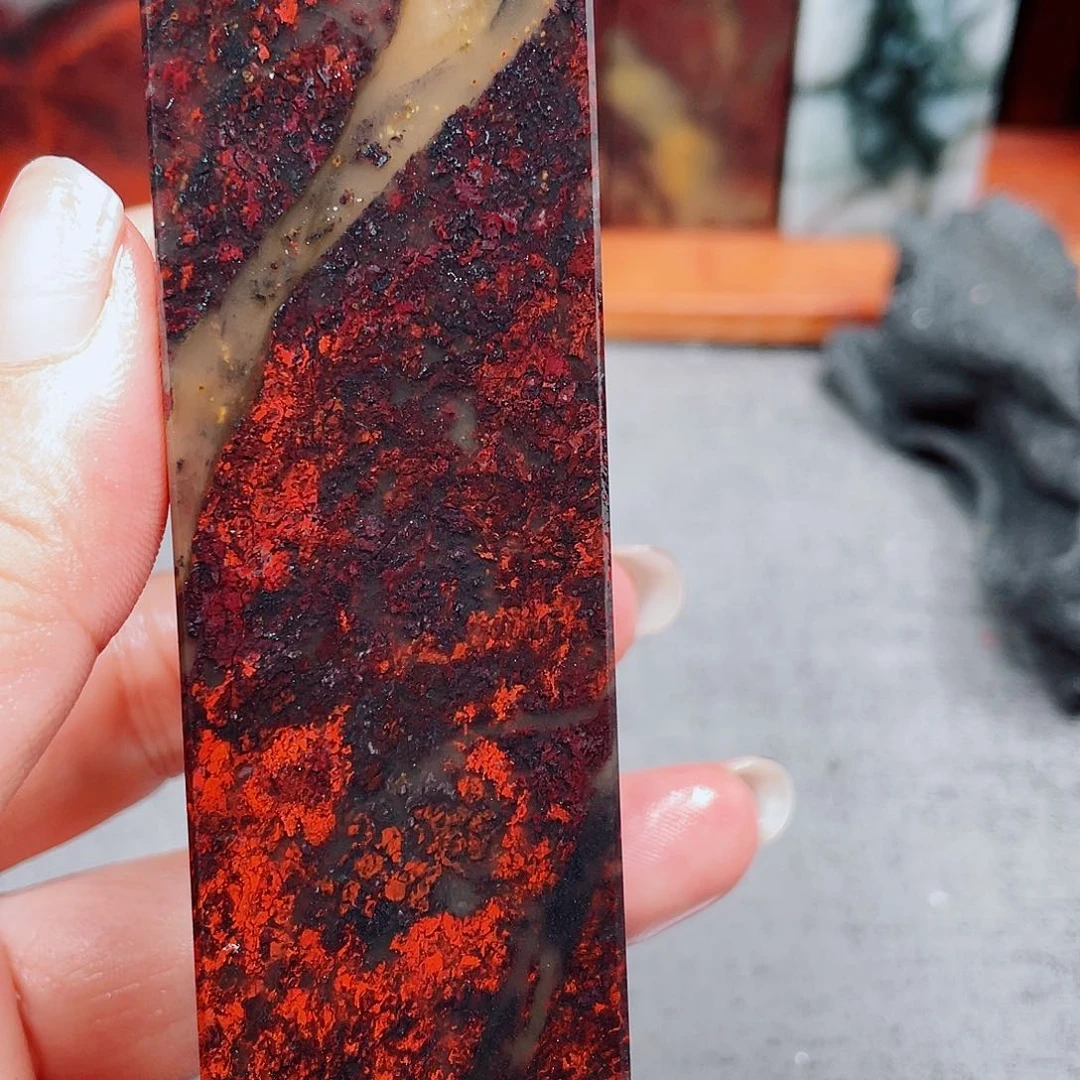 【闪购商品】玉桂林鸡血玉印章素章