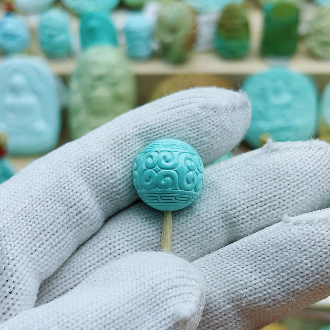 绿松石未镶嵌珠宝奇石14