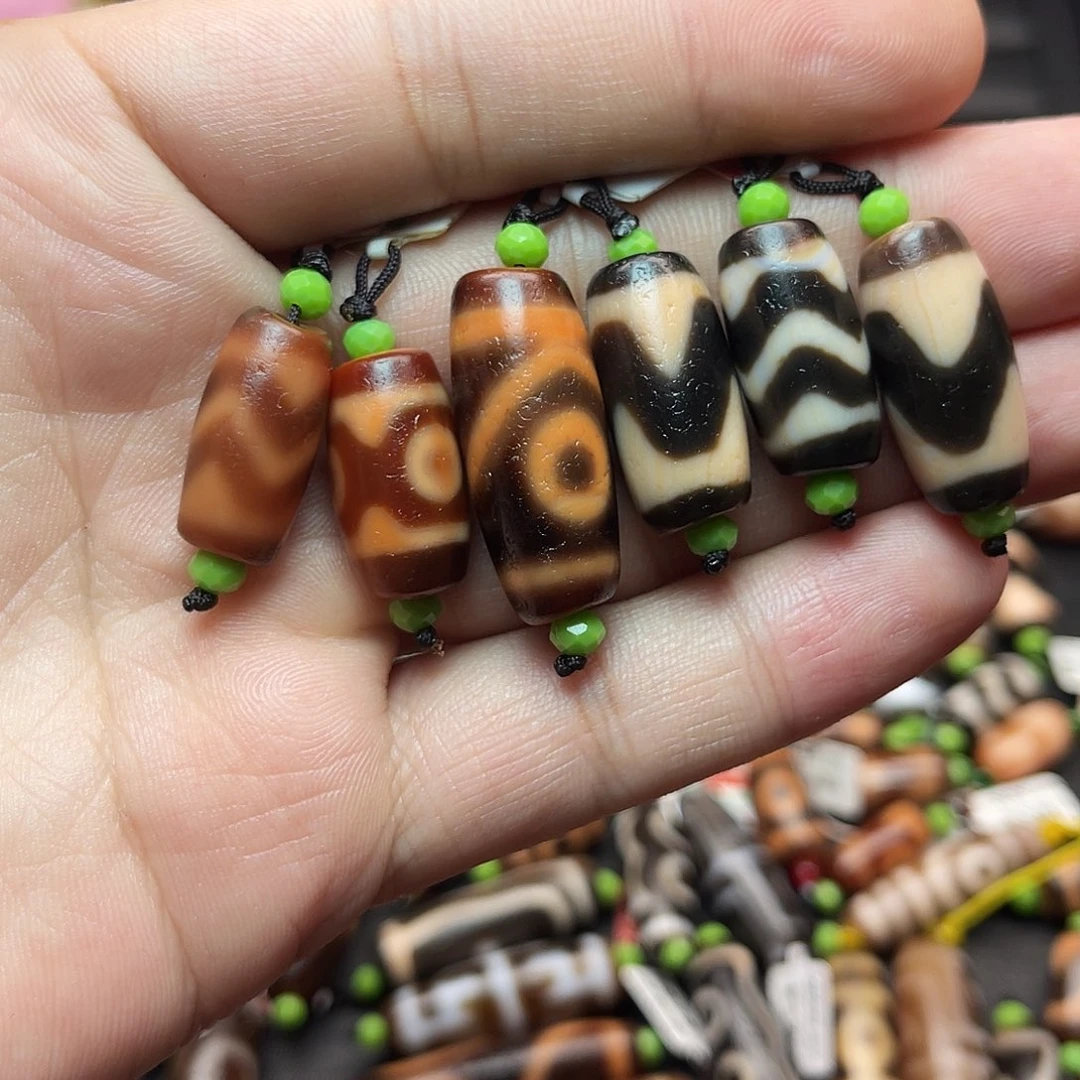 玛瑙/玉髓未镶嵌珠宝半成品蚊****嘴