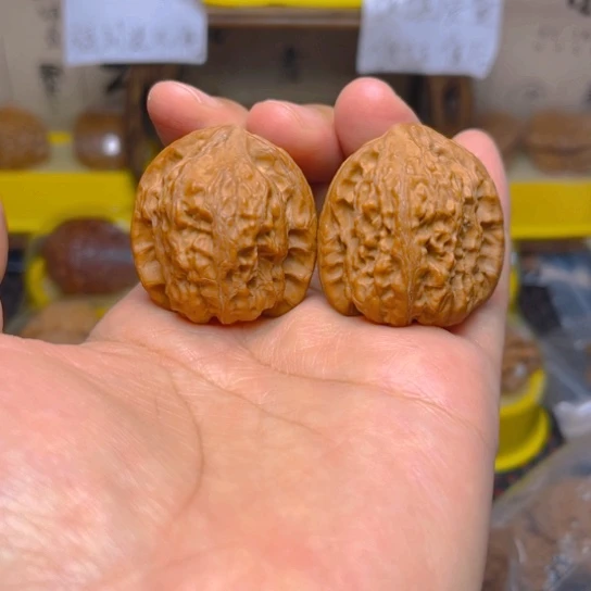 文玩核桃吊坠罗汉