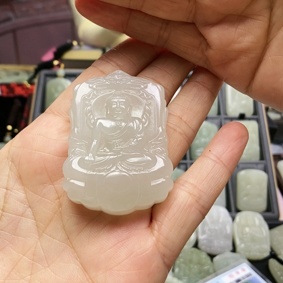 和田玉颈饰未镶嵌看****1