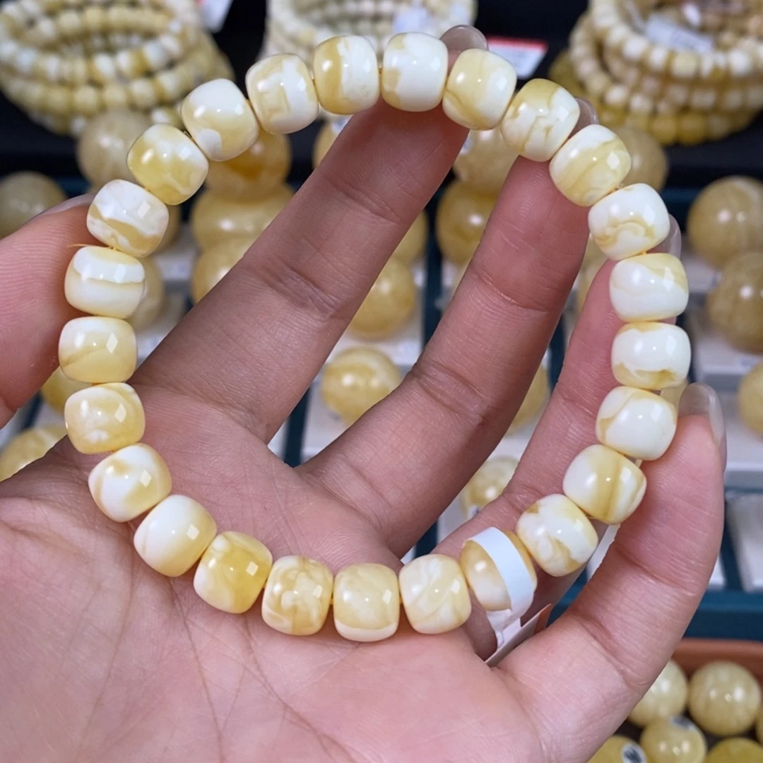 蜜蜡未镶嵌珠宝奇石卡9.2