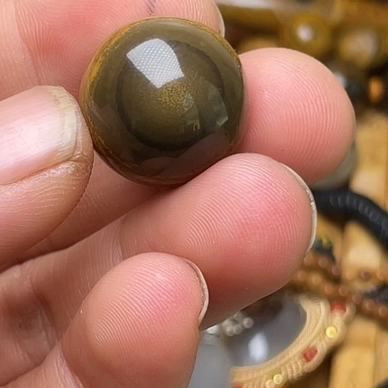 刘***江玛瑙/玉髓未镶嵌颈饰