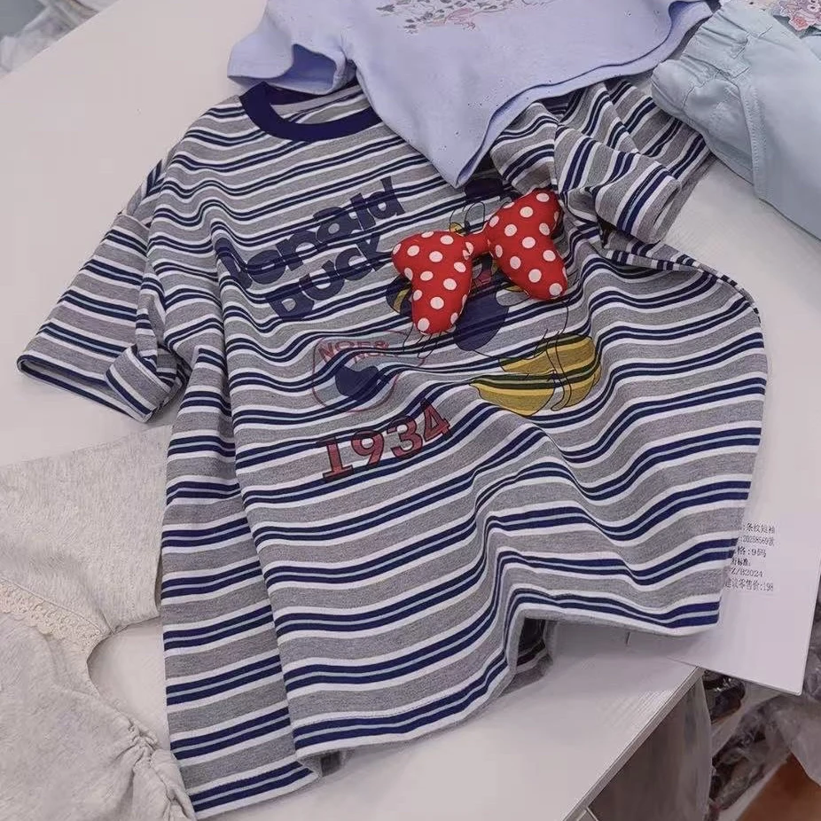 8569儿童条纹唐老鸭短袖