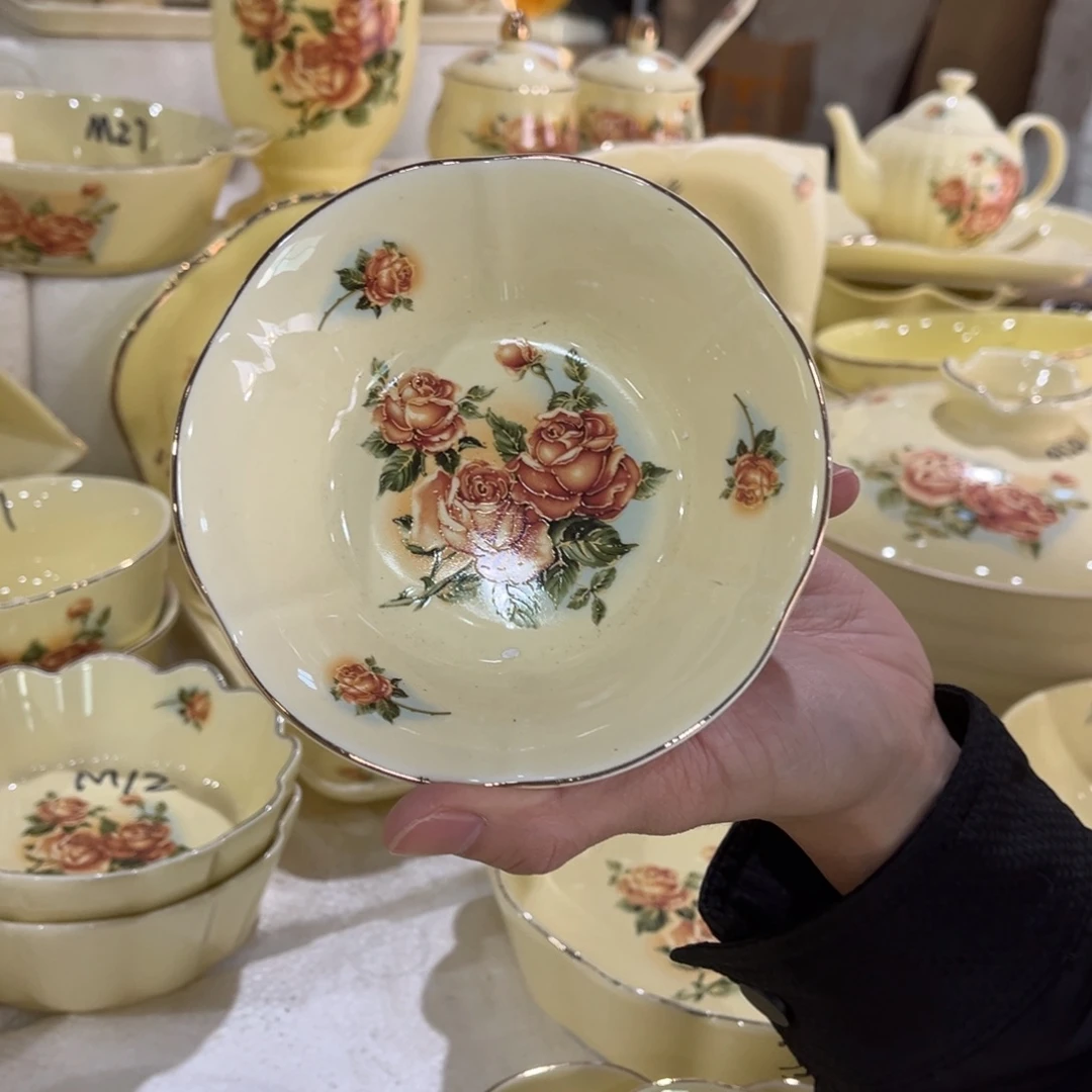 星博汇陶瓷有限公司4个