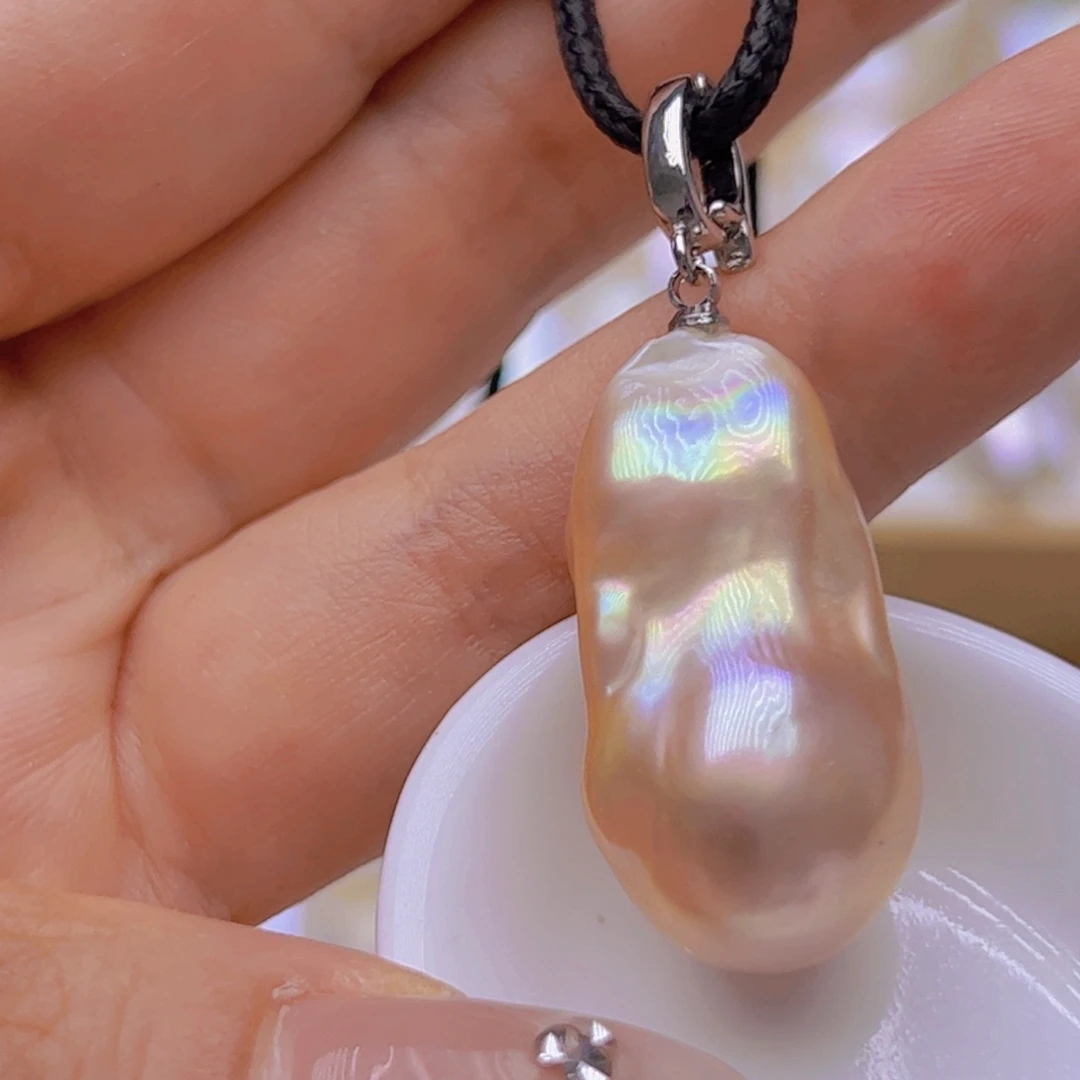 颈饰未镶嵌淡水珍珠