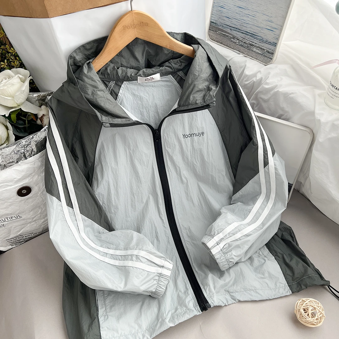 泡泡噜童装儿童夏季新款青灰色插肩袖防晒速干轻薄外套两条杠