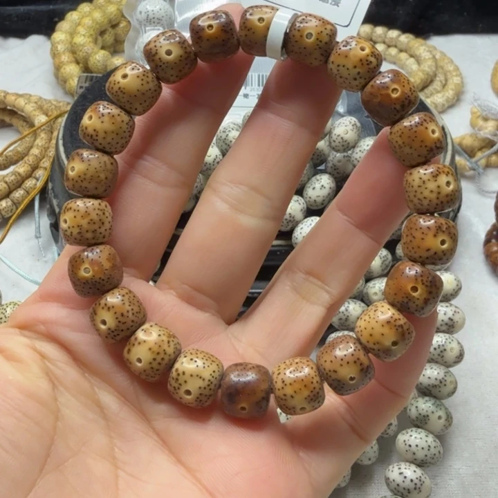 吊坠星月菩提9.5×10.5陈籽手串