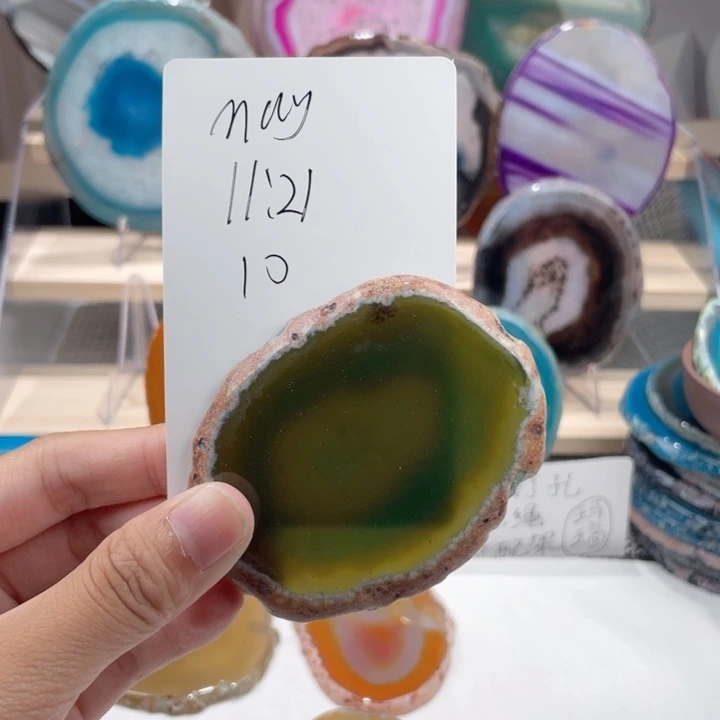 吊坠M****e巴西玛瑙原石切片